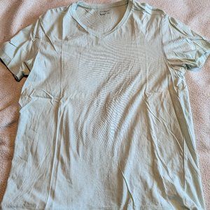Club Monaco Light Green V Neck TShirt